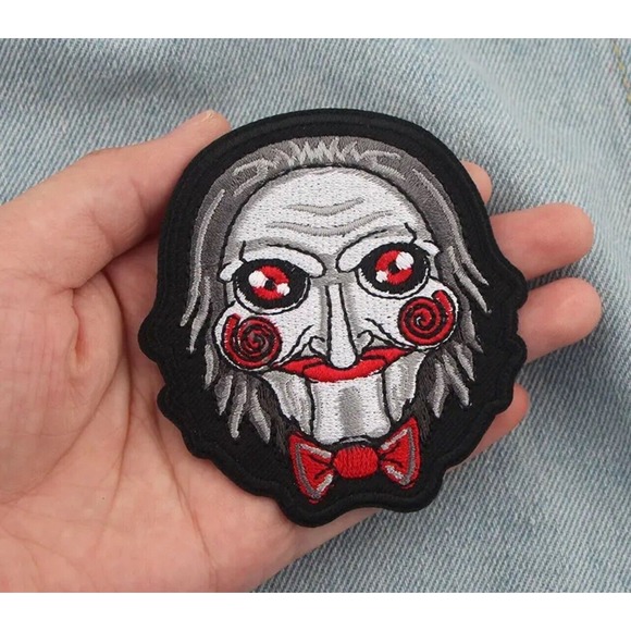 🔥 3” Horror Film Saw Billy the Puppet Face Jigsaw Sew/Iron-on Embroidered Patch - Picture 4 of 5